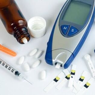 Glucometro e farmaci per il trattamento del diabete